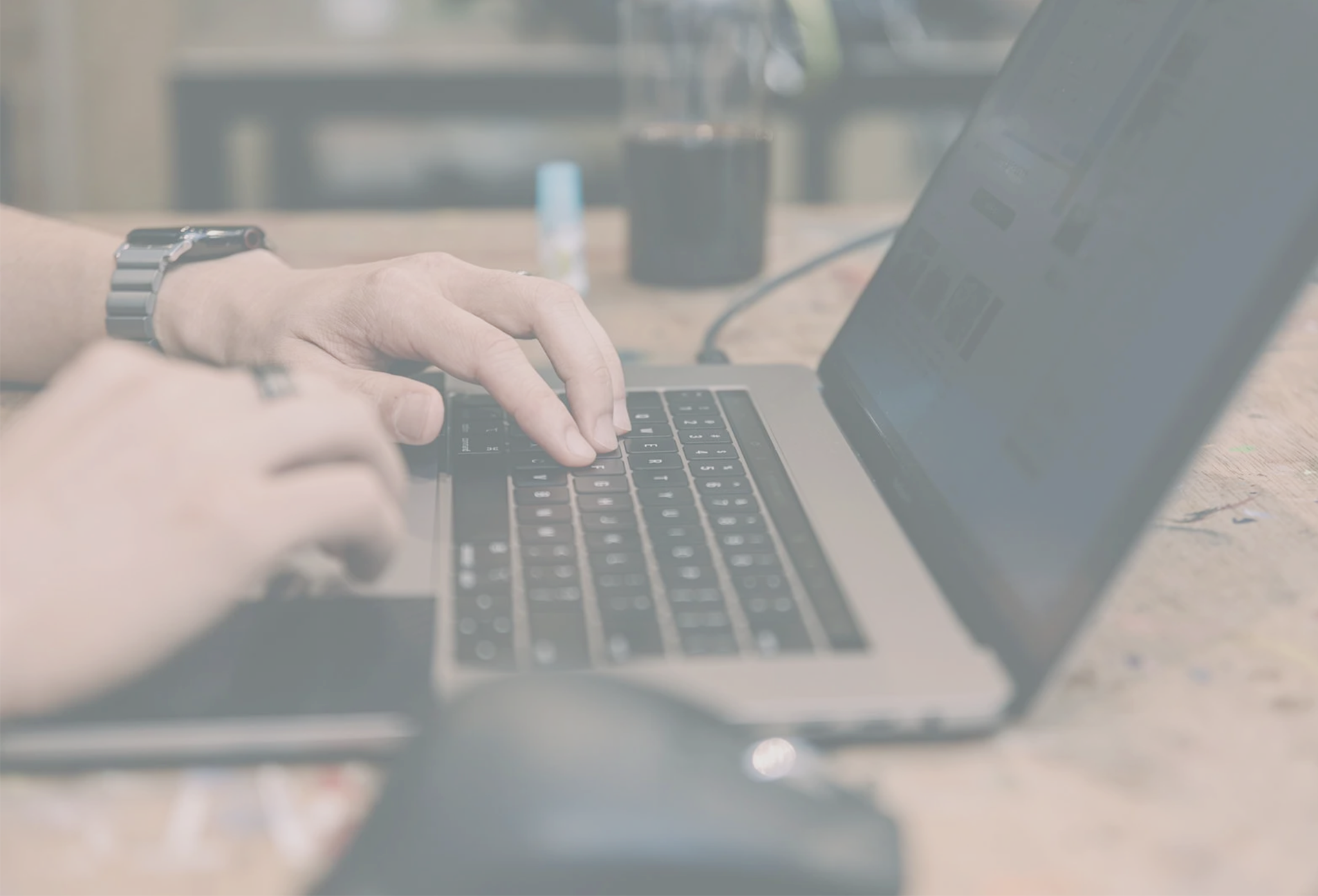 採用情報画像01